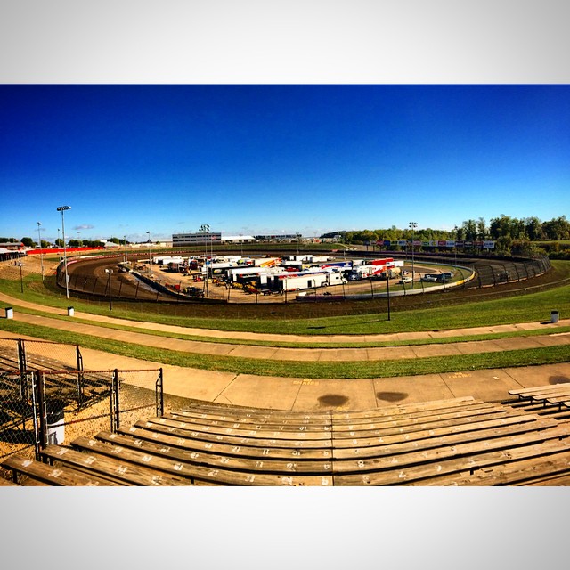 Looks like we're day racin' here at eldora.