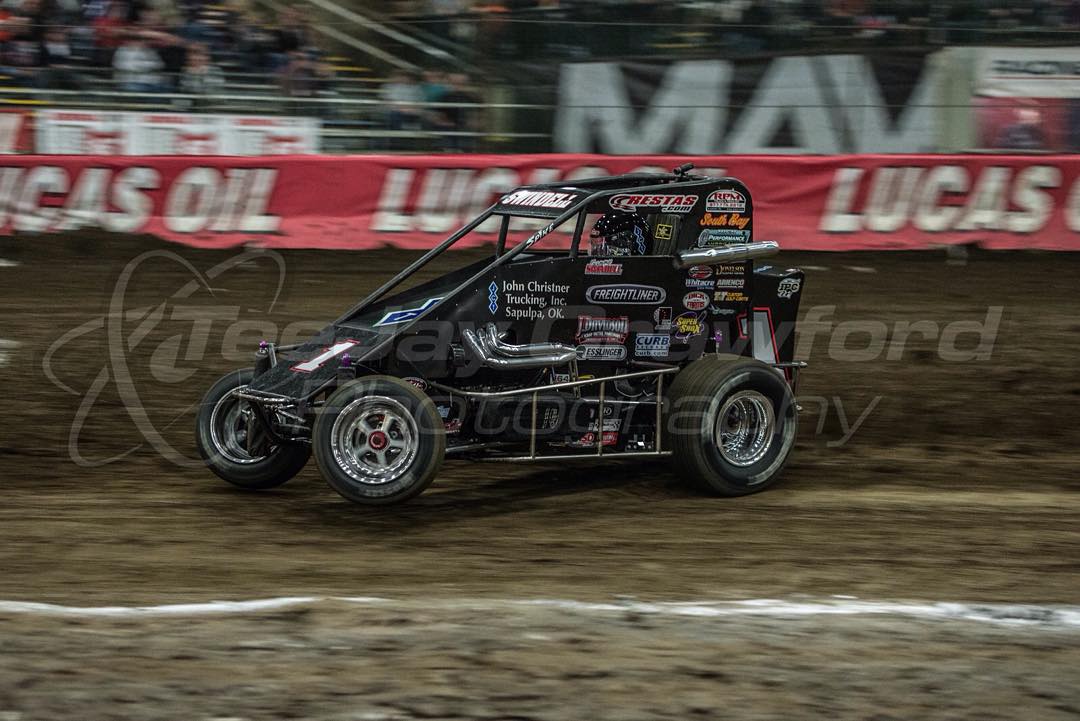 Another big moment at the 2015 Chili Bowl, Sammy losing his muffler.