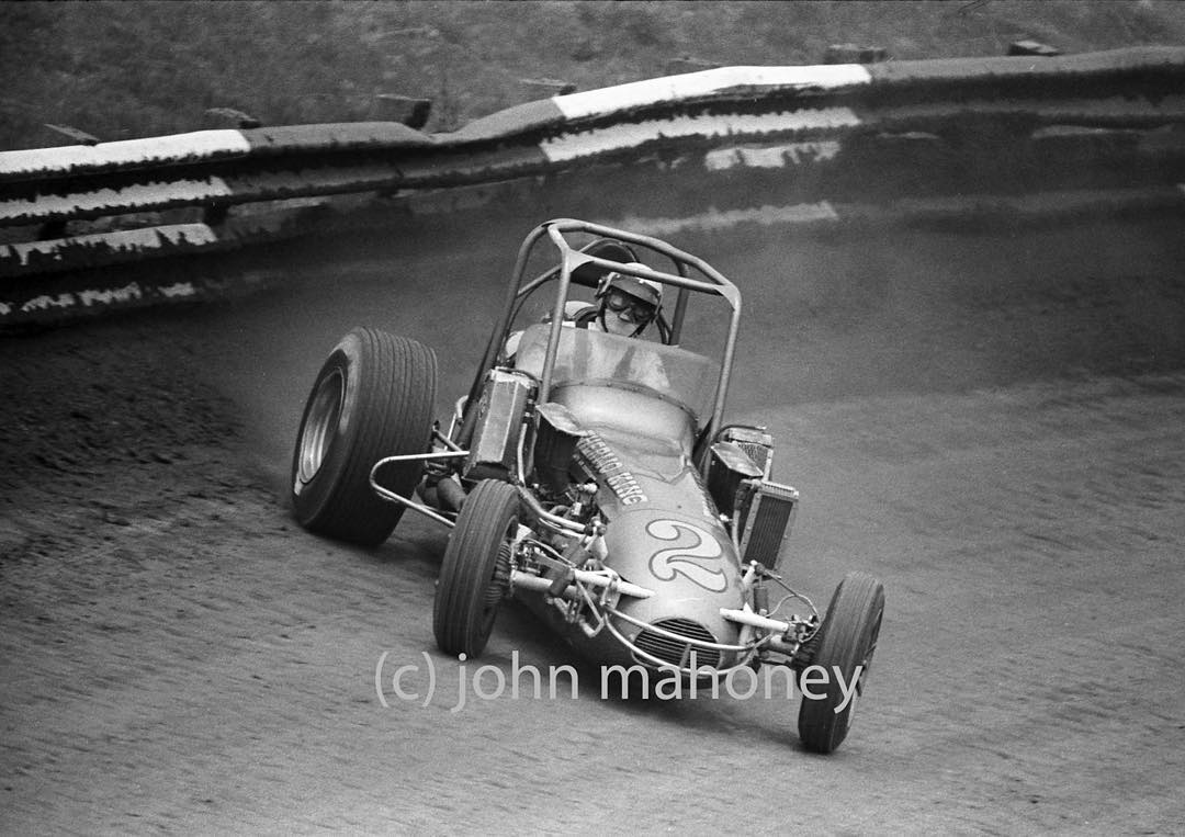 John Mahoney my photography hero, here's a shot of Gary Bettenhausen qualifying at el…