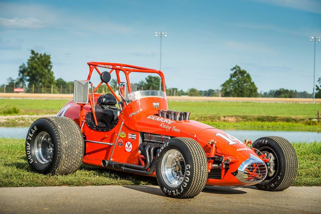 Well, I'm excited to get to work on these photos from duquoin.