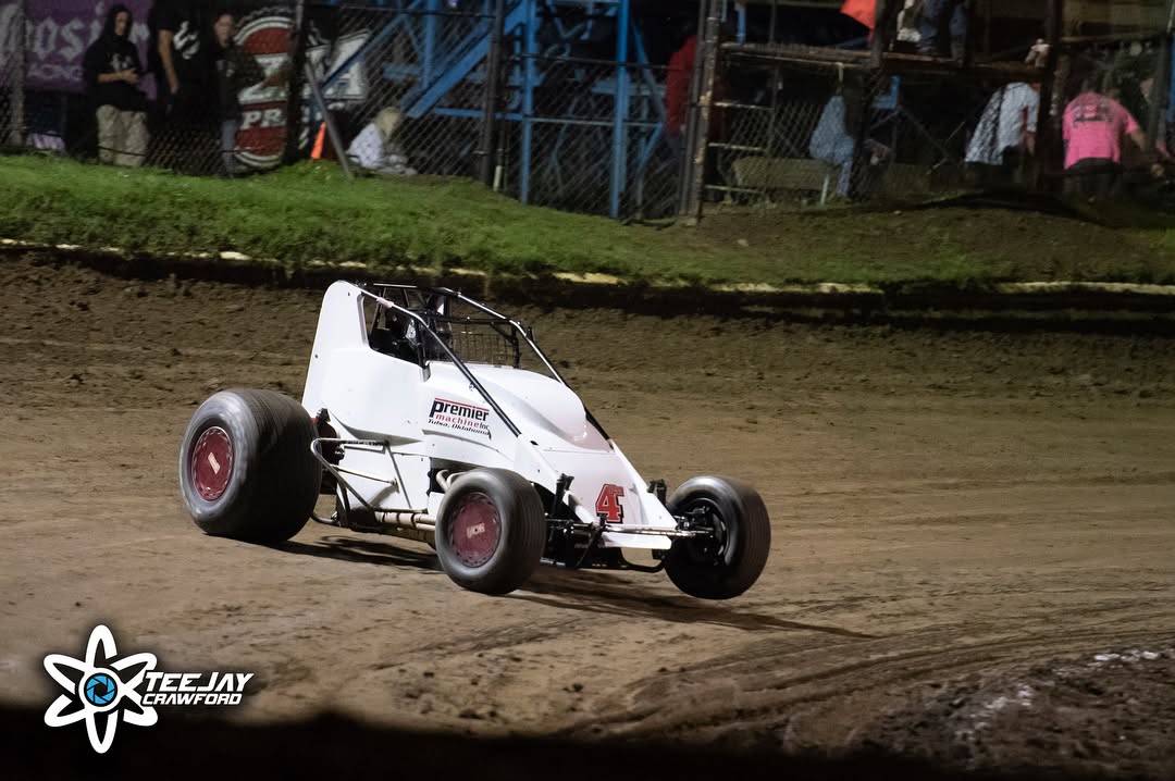 It was misting rain from the time I got to Creekadega, until the end of the feature,…