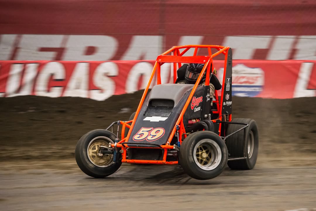 Tuesday night photos are now uploaded, and Wednesday night has started to upload.