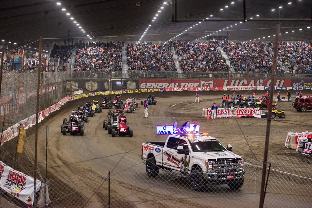 Tuesday night photos are now uploaded, and Wednesday night has started to upload.