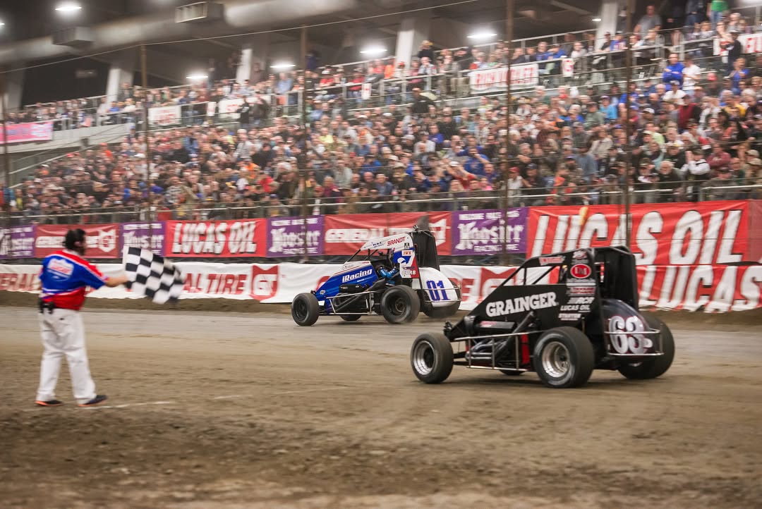 Tuesday night photos are now uploaded, and Wednesday night has started to upload.