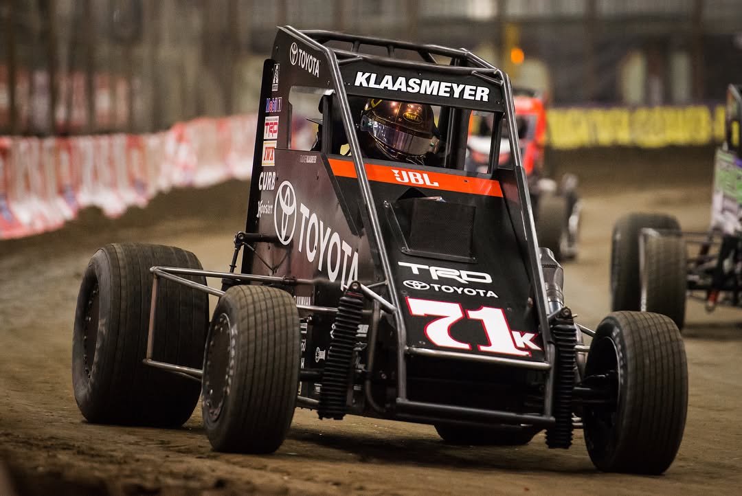 1,138 photos from practice day are posted up on TeeJayCrawford.com/chilibowl includin…