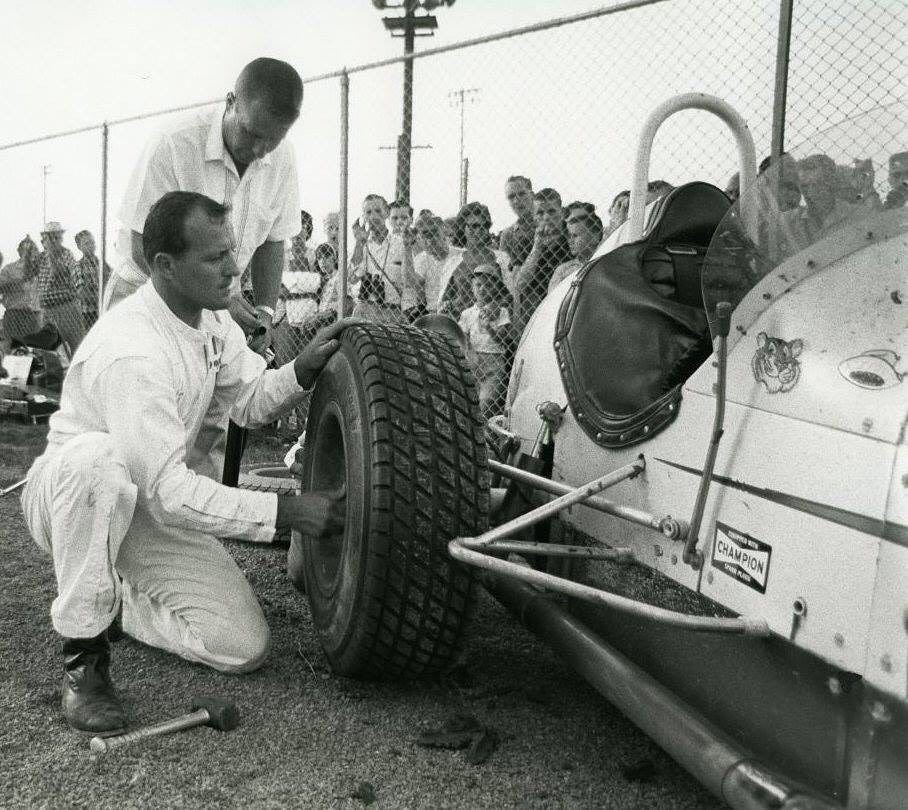 Could you imagine watching an Indy 500 champion beat his RR wheel on with a hammer, a…